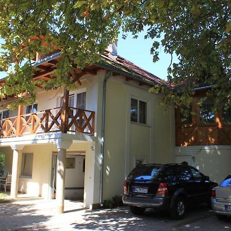 Szanto Villa Hévíz Exteriör bild